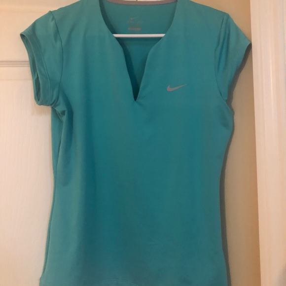 Athletic top - Picture 1 of 3